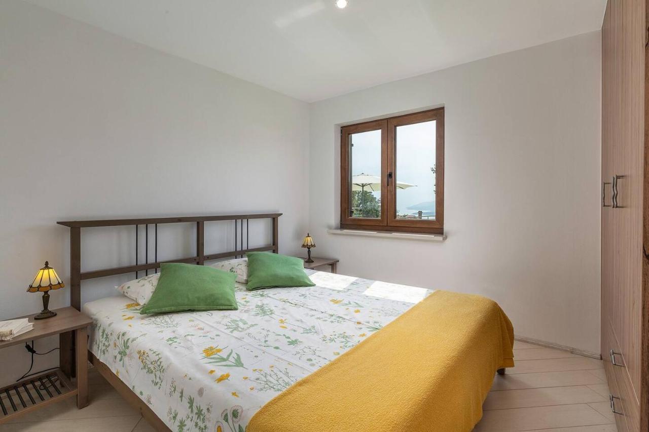 E&T Apartments With A Beautiful Pool 拉巴克 外观 照片
